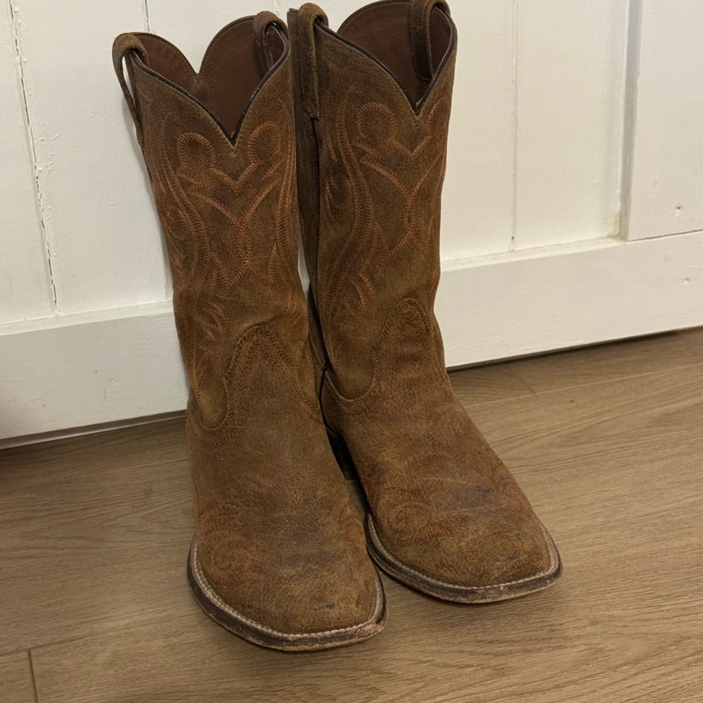 Ariat Men’s Brown Leather Cowboy Boots